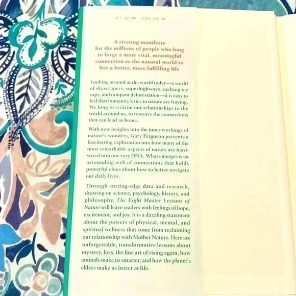 The Eight Master Lessons Of Nature Hardback Book NWT - Picture 2 of 3